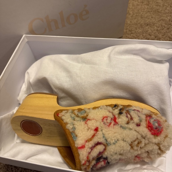 Chloe Clogs - Picture 1 of 4
